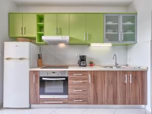 Kuchyň nebo kuchyňský kout v ubytování Apartment Villa Alpa-6 by Interhome