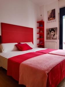 Apartment Sant Sebastiàにあるベッド