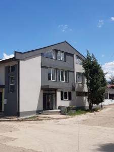 Budova, kde se aparthotel nachází