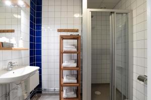 Ein Badezimmer in der Unterkunft Bryggan Fjällbacka