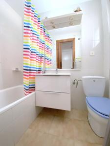 Bathroom sa Port badia 1b