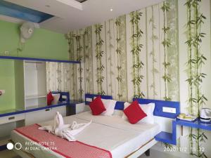 Gallery image of Hotel BluRay in Belgaum