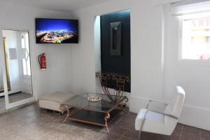 Gallery image of Hostal Baleàric in San Antonio