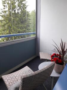 Imagem da galeria de Apartment Kivistö with balcony, 2 km from the center free parking em Jyväskylä