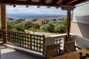Μπαλκόνι ή βεράντα στο Sea View Apartment Grek Nea 4