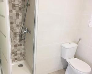 A bathroom at Albir cosy apartment