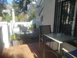 Zdjęcie z galerii obiektu Burriana Holiday Apartments w mieście Nerja