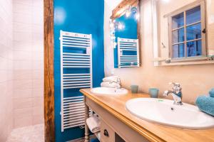 Ένα μπάνιο στο Riparenna +16 φωτογραφίες