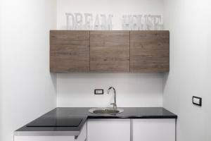 Kuchyň nebo kuchyňský kout v ubytování Dream House + 37 fotografií