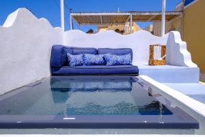 Πισίνα στο ή κοντά στο Pasithea Suites
