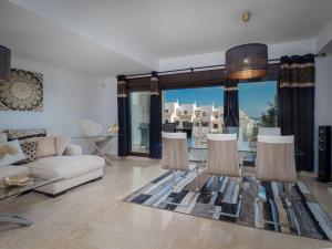 Część wypoczynkowa w obiekcie 2305 - Luxury villa with sea view and pools