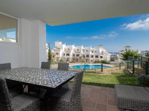 Basen w obiekcie 2305 - Luxury villa with sea view and pools lub w pobliżu