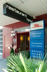 杜福尔酒店的证书、奖牌、标识或其他文件