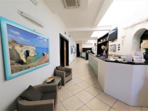 Kuchyň nebo kuchyňský kout v ubytování Hotel Alba Chiara Sant'Andrea Salento