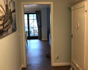 Galeriebild der Unterkunft Schippers Butz strandnah mit Whirpool in Ostseebad Karlshagen