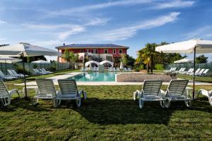Bazén v ubytování Umbriaverde Sporting & Resort nebo v jeho okolí