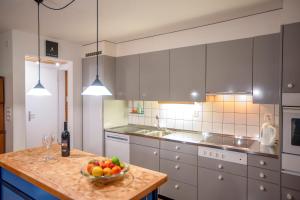 Eldhús eða eldhúskrókur á Ferienwohnung Steinröschen