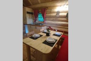 Hut at the forest tesisinde mutfak veya mini mutfak