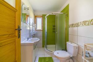 Et badeværelse på Litoral Domki Lubkowo + 89 billeder