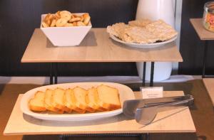 Comida no hotel ou em algum lugar perto