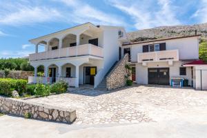 Gallery image of Apartment Plemić in Pag
