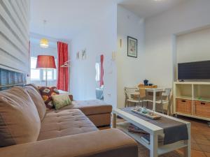 A television and/or entertainment centre at San esteban medio