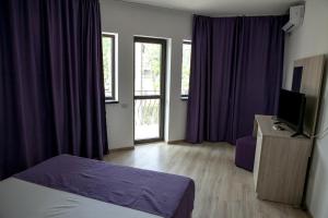 Et tv og/eller underholdning på Vila Flora