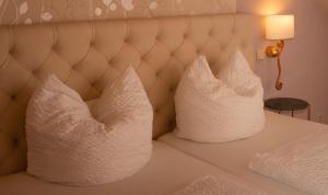 Postel nebo postele na pokoji v ubytování Hotel-Restaurant Laux