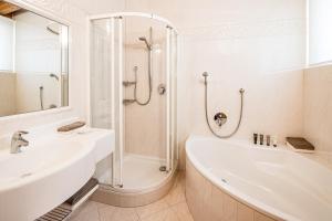 Koupelna v ubytování Giardin Boutique Hotel B&B
