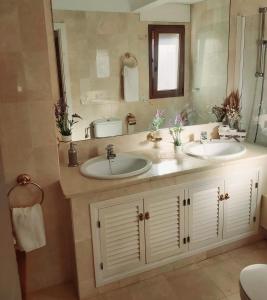 Ένα μπάνιο στο Exclusivo Zahara Urb Bahia de la Plata +28 φωτογραφίες