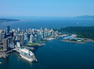 Pemandangan dari udara bagi Pan Pacific Vancouver