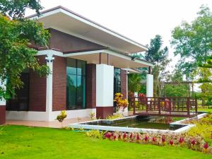Zahrada ubytování Sunflora Resort Chumphon