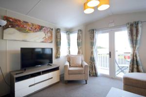 Телевизия и/или развлекателен център в Edinburgh - Seton Sands-Cameo Caravan-Pet Friendly