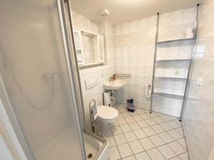 Appartmentanlage Zur Düne tesisinde bir banyo