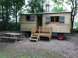 Fotografie z fotogalerie ubytování Camping Le Canoë v destinaci Chaussin
