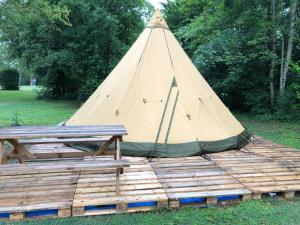 Fotografie z fotogalerie ubytování Camping Le Canoë v destinaci Chaussin