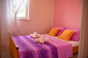 Galeriebild der Unterkunft APARTMENT TONY - 2bdr Beachfront in Jadrija