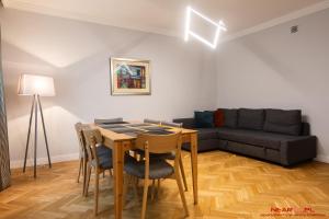 Posedenie v ubytovaní Apartment Nearto Old Town Daszyńskiego street