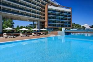 Bazén v ubytovaní Almar Jesolo Resort & Spa alebo v jeho blízkosti