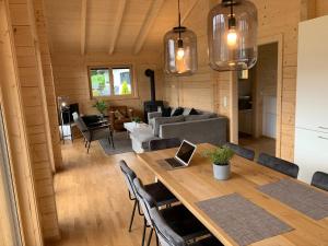 Istumisnurk majutusasutuses Chalet Rotheheim