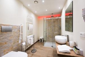 Vannituba majutusasutuses Hotel Marelet
