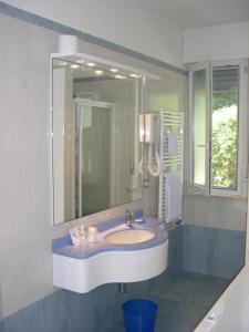 Koupelna v ubytování Hotel Bristol