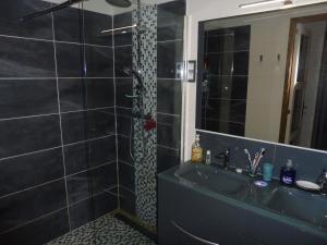 Koupelna v ubytování Chambre d'hôtes des 3 ifs