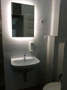 Koupelna v ubytování Hooper's Vendégház