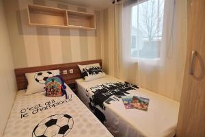 MOBILHOME Familial客房内的一张或多张床位