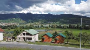 Gallery image of Holiday House by The Lake in Plav