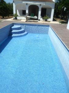 A piscina localizada em Casa Rocio ou nos arredores