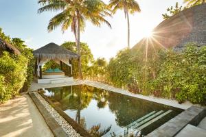 Bazén v ubytování Sun Siyam Iru Fushi with Free Transfer nebo v jeho okolí