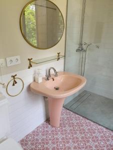 Koupelna v ubytování Alquería Calatrava B&B