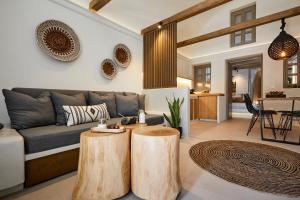Area soggiorno di Floria Suites